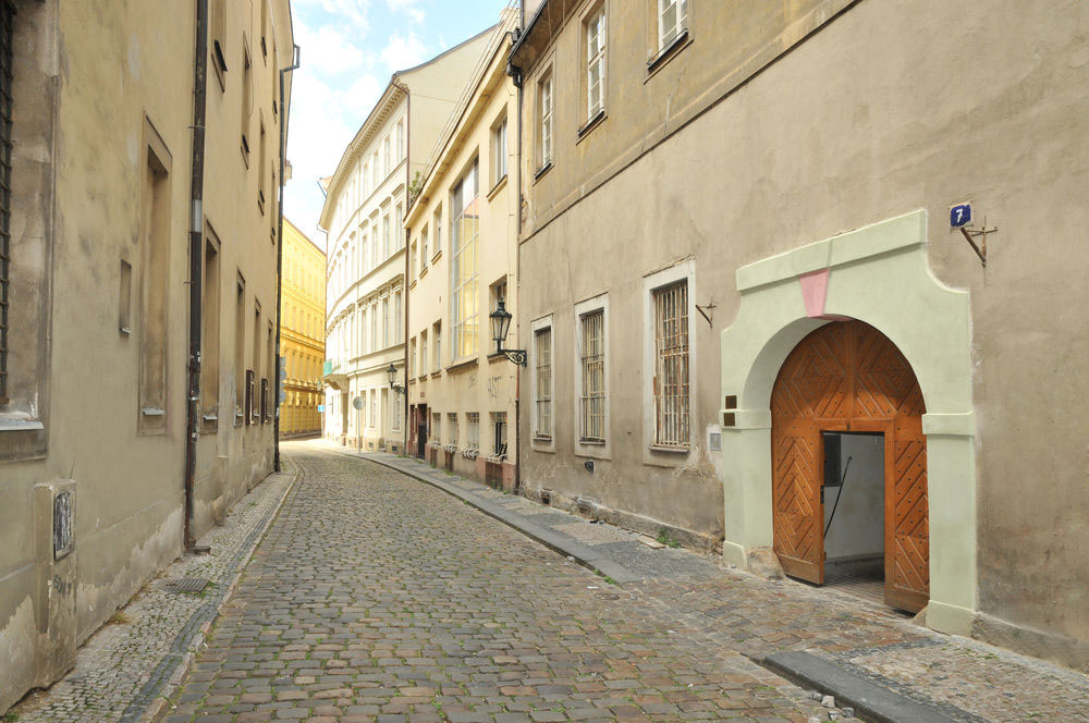 ابارتمنت هاوس اننسكا